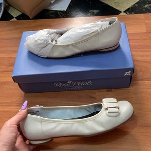 NIB Rose Petals Mila Cream Flats